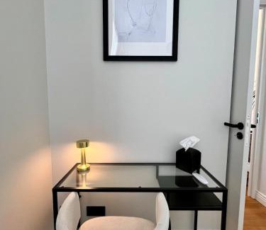 Chateaudun-Bannier Apartment | La Suite Ambiance chambre d hotel Cosy