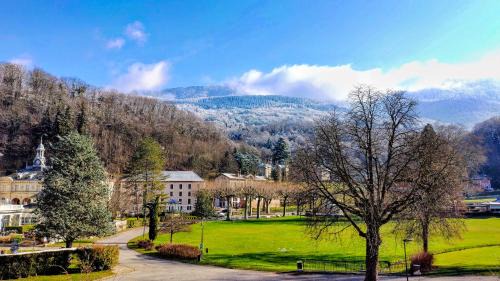 Uriage-les-Bains Apartment | La Suite Côté Parc (Superbe T2 classé 4*)