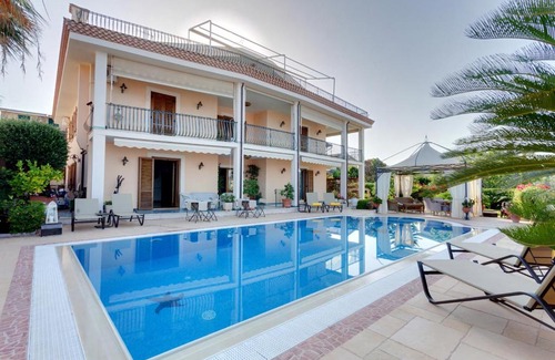 Scalea Bed & Breakfast | La Suite del Faro