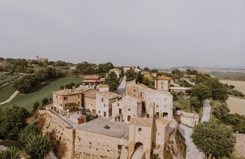 Arcevia Apartment | La suite in piazza in Borgo Loretello