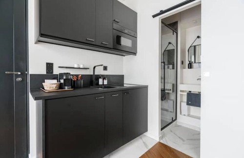 Saint-Gervais Apartment | La Suite Le Marais
