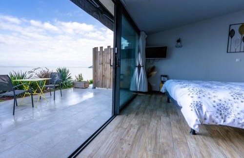 Istres House | La Suite Soleil Romantique & Vue