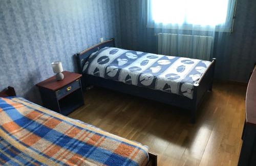 Aubigny House | La Surprise d'Elie