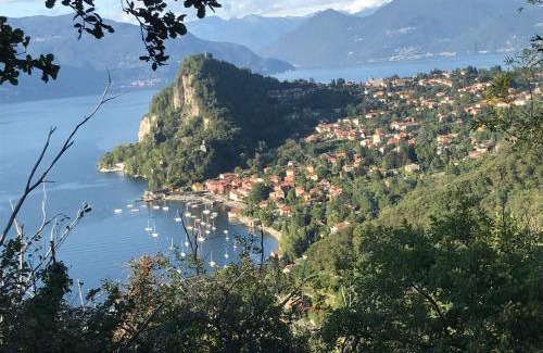 Porto Valtravaglia Bed & Breakfast | La Tana del Ghiro