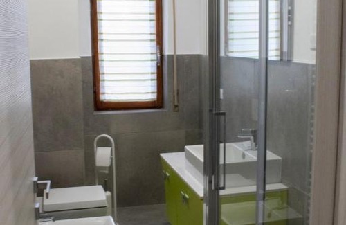 Endine Gaiano Apartment | La tana dello zio Gio
