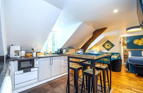 Chantiers Apartment | La Tanière du Roi - Versailles - à 10 min du Château et de la gare