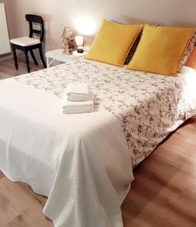 Soulaucourt-sur-Mouzon Bed & Breakfast | La Taniere Douce