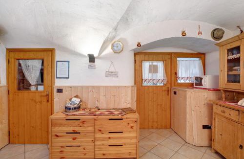 Fondo Apartment | La Tavernetta