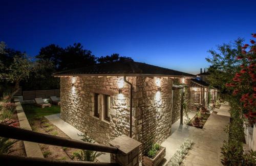 Skala Rachoniou House | La Terra Petra