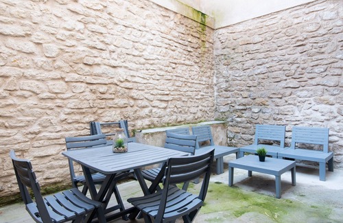 Nancy City Centre Apartment | La Terrasse de Charles - Appt au calme avec terrasse