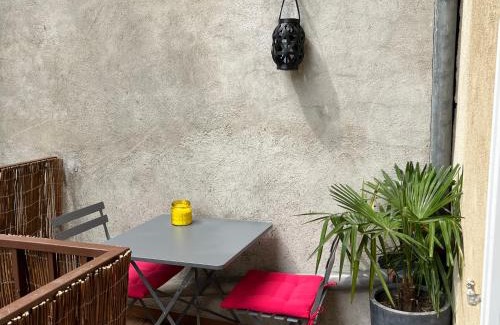 Guilhemery Apartment | La terrasse de Dupuy,appartement climatisé