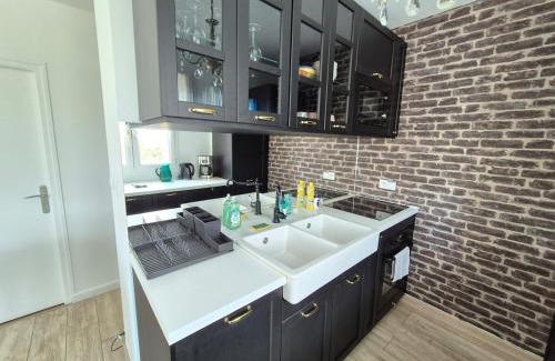 Mortagne-sur-Sevre Apartment | La Terrasse de Rochard Maison 6p proche Puy du Fou