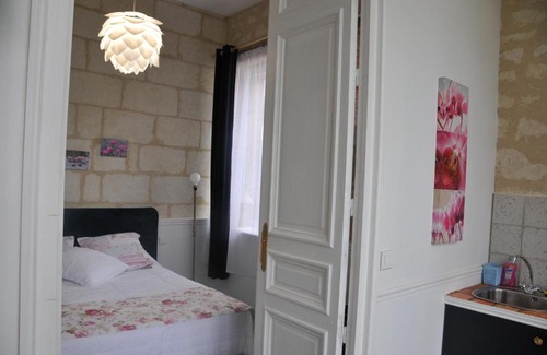 Brain-sur-Allonnes Apartment | LA Terrasse façon Giverny - GITE 2 personnes -