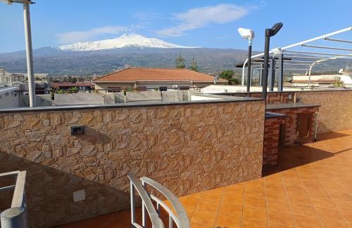 Fondachello Apartment | La terrazza delle sirene