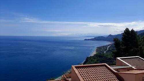 Forza d'Agro Apartment | La Terrazza sul Mare