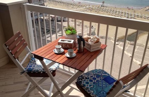 Nettuno Apartment | LA TERRAZZA SUL TIRRENO