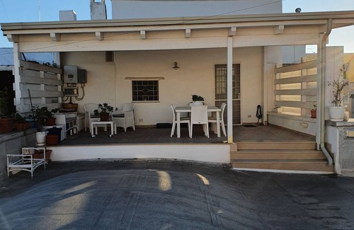 Molfetta Apartment | La Terrazza, una Villetta con Ampio Porticato su una Terrazza in Pieno Centro