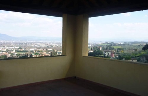 Lastra a Signa Apartment | LA TORRE - Apartment in Villa from the early 1900s