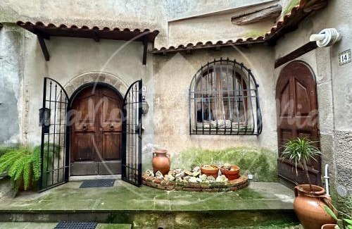 Sacrofano Apartment | La Torre "UnaNotteaCasaMia"