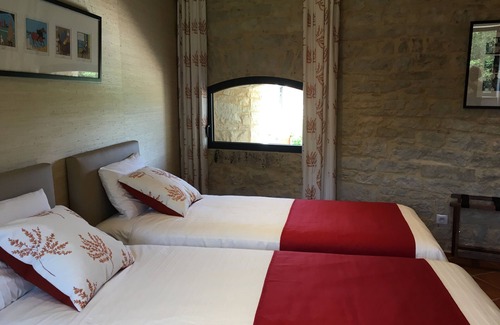Montclera House | LA TOUR DE GINAILLAC Chambre d'hôte Hergé