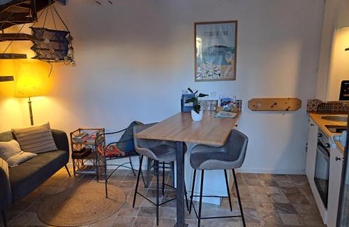 Bouzigues House | La Trémière, maison de village, sauna, vue garrigue