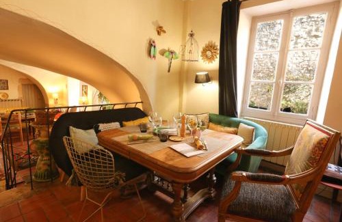 Cliousclat Hotel | La Treille Muscate