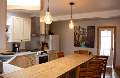 Hatley Apartment | La Vérivraie/Truly -Hébergement touristique/Tourist accomodation