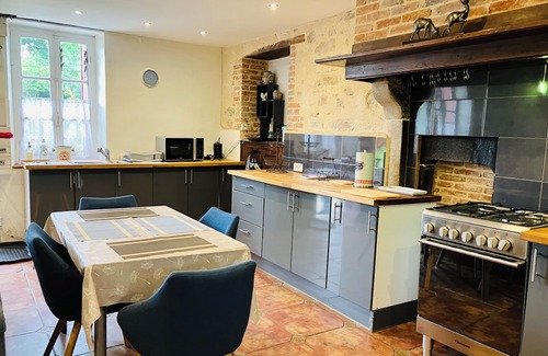 Maison-Feyne House | La Vallée des Peintres. Cottage de la Roseraie Sleeps 5