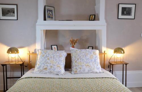 Poligny Bed & Breakfast | La Verrière - Chambre d'hôtes et gîte de charme