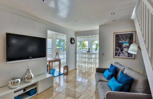 Nettle Bay Apartment | LA VIDA - Duplex on the beach