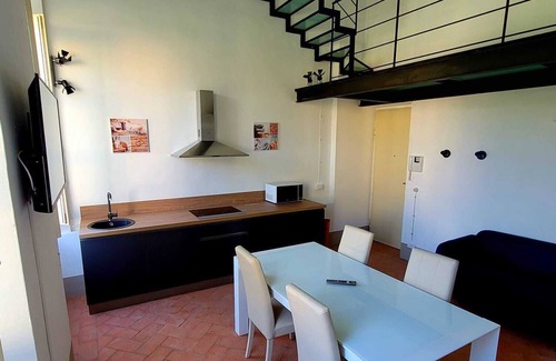 Livorno Apartment | La Villa Apartments - 4 beds - Private Parking includedwith Room