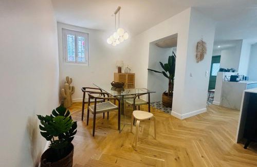 Les Platanes House | La Villa des Platanes Parking Terrasse- WIFI
