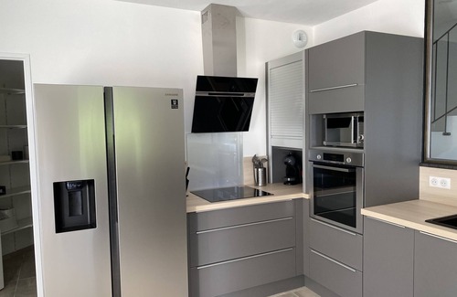 Vezenobres House | La Villa des Remparts