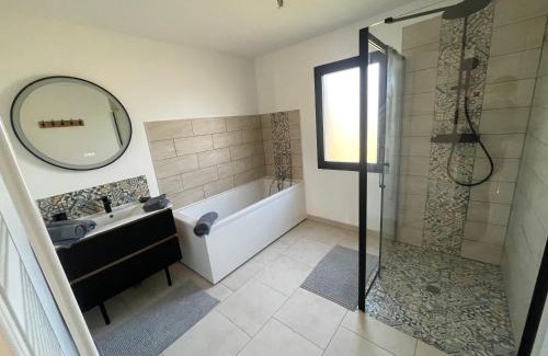 Crasville-la-Mallet Villa | La Villa Maxence