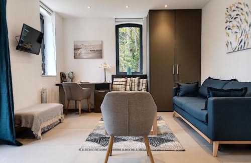 Vancia - Crepieux House | La Viralamande by Cocoonr