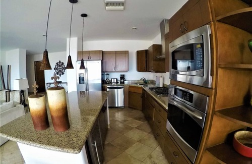 Centro Villa | La Vista 44, Luxury PH in Pedregal Overlooking Lands End and Downtown!