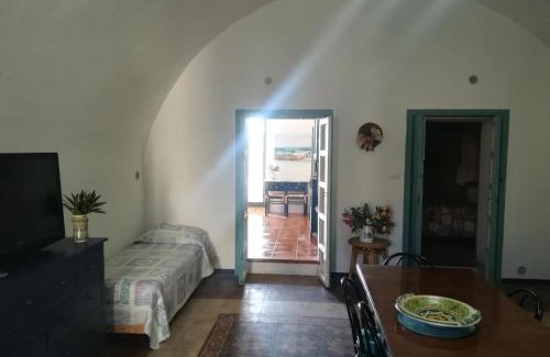 Punta Secca House | La Vite Americana