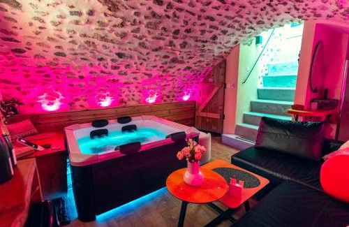 Trilport Apartment | La Voûte Étoilée - Jacuzzi proche Disneyland Paris