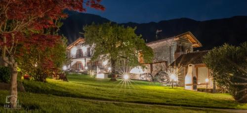 Colico House | La Volta - Lake Como Heritage Home in Molino Maufet Watermill - Patio on the garden