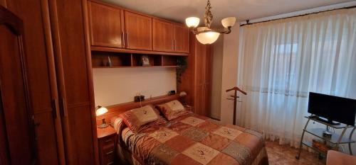 Distrito Oeste Apartment | La Xana del Arbeyal - 2 Hab - Para 4 pax - VUT-3990-AS
