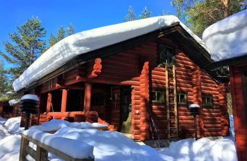 Pyhatunturi Villa | Laavu 15 Orginal Log Cabin with Sauna