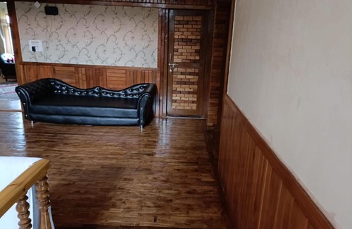 Srinagar House | Labeeks Villa