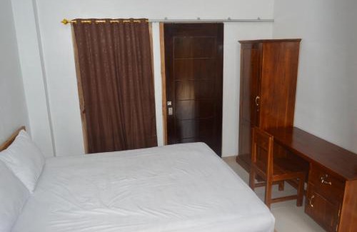 Labuan Bajo House | Labuan Bajo Mahoni Guesthouse