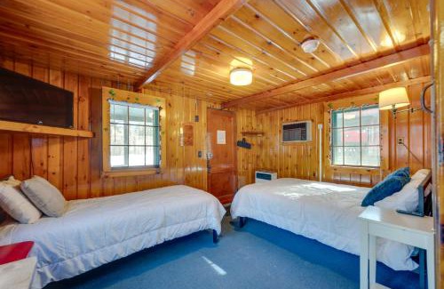 Weirs Beach Apartment | Laconia Retreat half Mi to Lake Winnipesaukee!