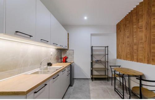 Ladadika Apartment | Ladadika Vibes Studio 1