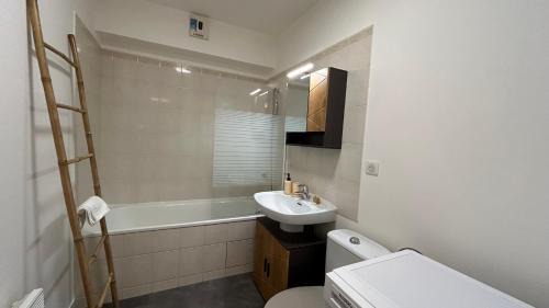 Guyancourt Apartment | Lafayette - Guyancourt