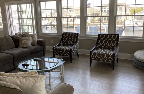 Ocean Beach I House | Lagoon front with bay views