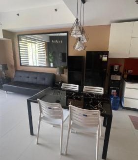 Nasugbu Apartment | Lagoon view Family Suite in Pico De Loro Cove, Nasugbu