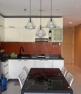 Nasugbu Apartment | Lagoon view Family Suite in Pico De Loro Cove, Nasugbu