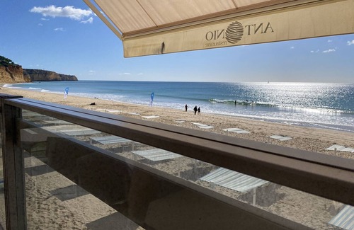 Chinicato Villa | Lagos - Meia Praia Family Friendly Villa Private Pool Mountain Views